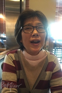 김경영 씨는 아이를 기를 때 주변인들로부터 많은 도움을 받았다고 밝혔다. 현재 초등학교 6학년인 아이는 한 교육회사에서 주관한 수학학력평가에서 우수상을 받기도 했다.