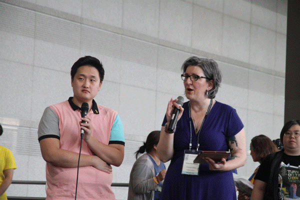 영국에서 사회복지 강사이자 진보적 사회복지 단체인 SWAN의 멤버인 레아 마그라직. 레아는 이번 사태를 유튜브 영상으로 접하고 공동행동 측에 연락을 해왔다. 