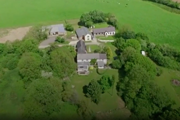 데번 주에 위치한 발달장애인 거주시설 '비엘스톤'. BBC 뉴스 화면 갈무리