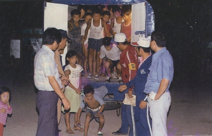 부산 형제복지원 부랑아 단속 차량 운영 모습 (사진출처 : 형제복지원 운영 화보집)