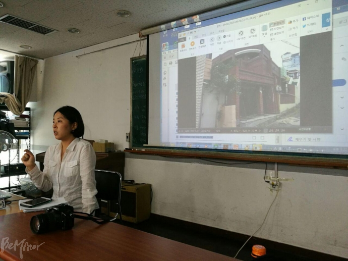 4일, 노들장애인야학에서 열린 장애인과 비장애인이 함께 하는 재난 워크샵에서 박은선 리슨투더시티 총괄 디렉터는 포항 지진을 겪은 장애인들과 활동지원사들의 이야기를 전하며 한국에는 장애인의 대피를 돕는 사람, 대피 기구, 대피 매뉴얼 등이 부재하다고 지적했다.