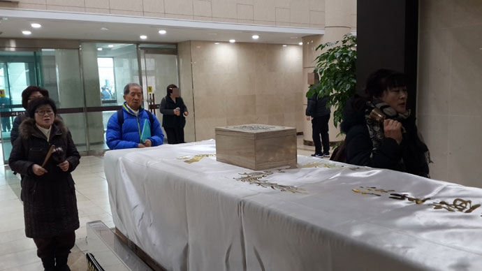 무연고 사망자 시신 운구 장면 무연고 사망자 시신 운구 장면