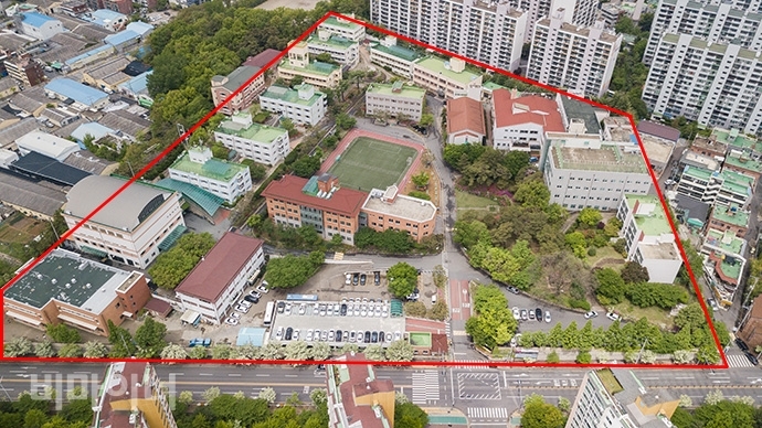 대구시립희망원 전경. 빨간색으로 테두리 친 곳까지가 시립희망원 건물이다. 사진 박승원