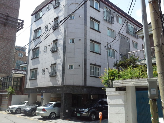 탈노숙 지원주택 행복하우스 종교계노숙인지원민관협력네트워크는 2014년 국내에서 처음으로 탈노숙 지원주택(행복하우스) 시범사업을 시작했다. 현재 28호를 운영하고 있다. ⓒ종교계노숙인지원민관협력네트워크