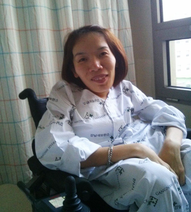 정기검진으로 입원했을 때 엄마가 기념으로 찍어줬다. 사진제공 은주