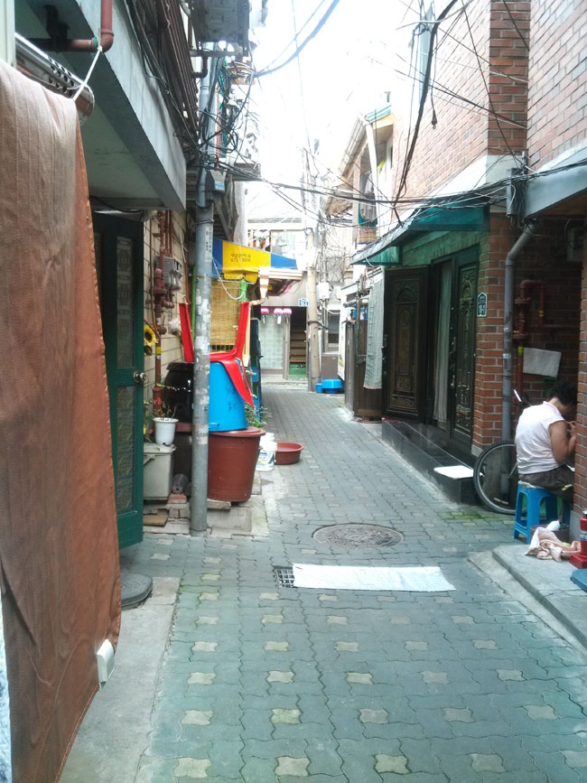 돈의동 쪽방 골목. 사진 홈리스행동