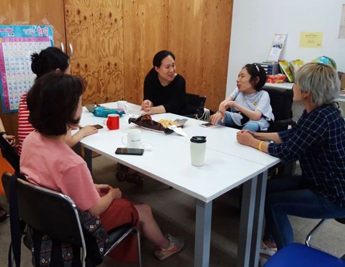 서로의 질병 경험을 나누며 받은 공감과 위로는 살아가는 데 큰 힘이 되어주었다. 사진 제공 박현진
