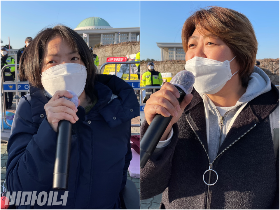 문애린 서울장애인차별철폐연대 대표(왼쪽)와 배미영 전국장애인야학협의회 서울지부장(오른쪽)이 기자회견에서 발언하고 있다. 사진 하민지