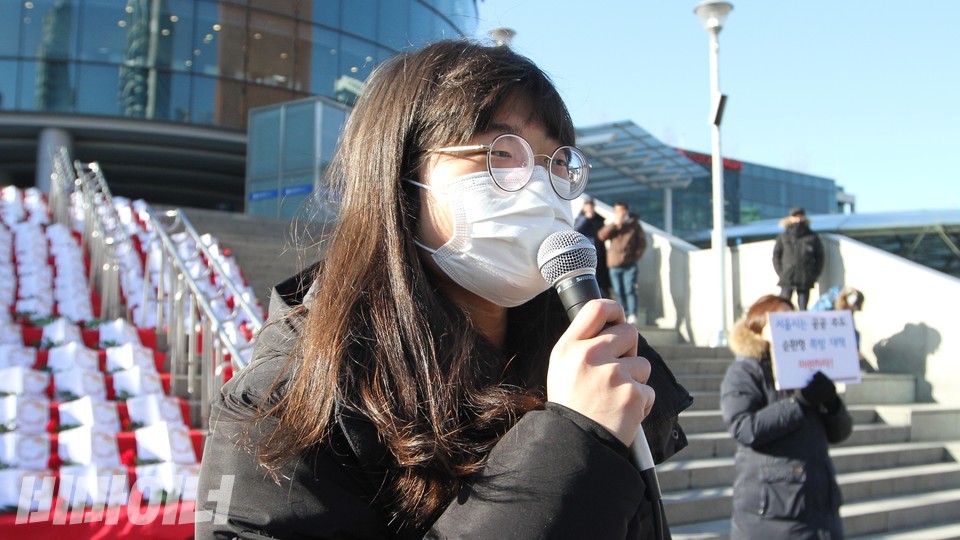 김민석 팀장은 홈리스 중에서도 무연고사망자를 위한 공영장례 지원체계가 구축돼야 한다고 말했다. 사진 하민지