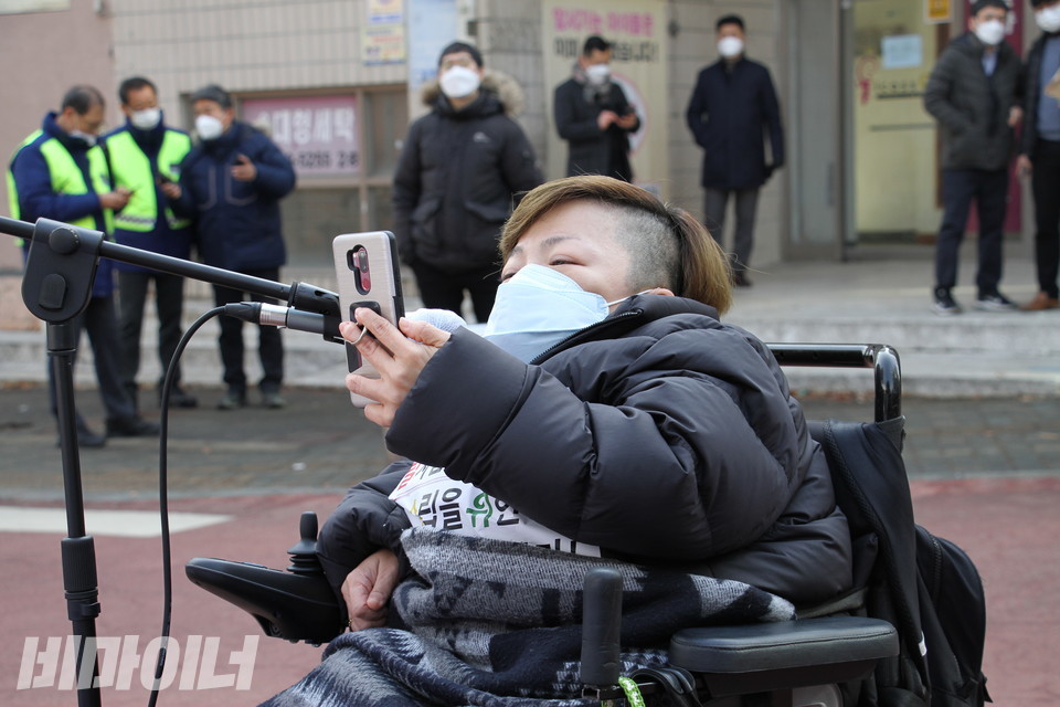 조미경 장애여성공감 공동대표가 발언하고 있다. 사진 허현덕