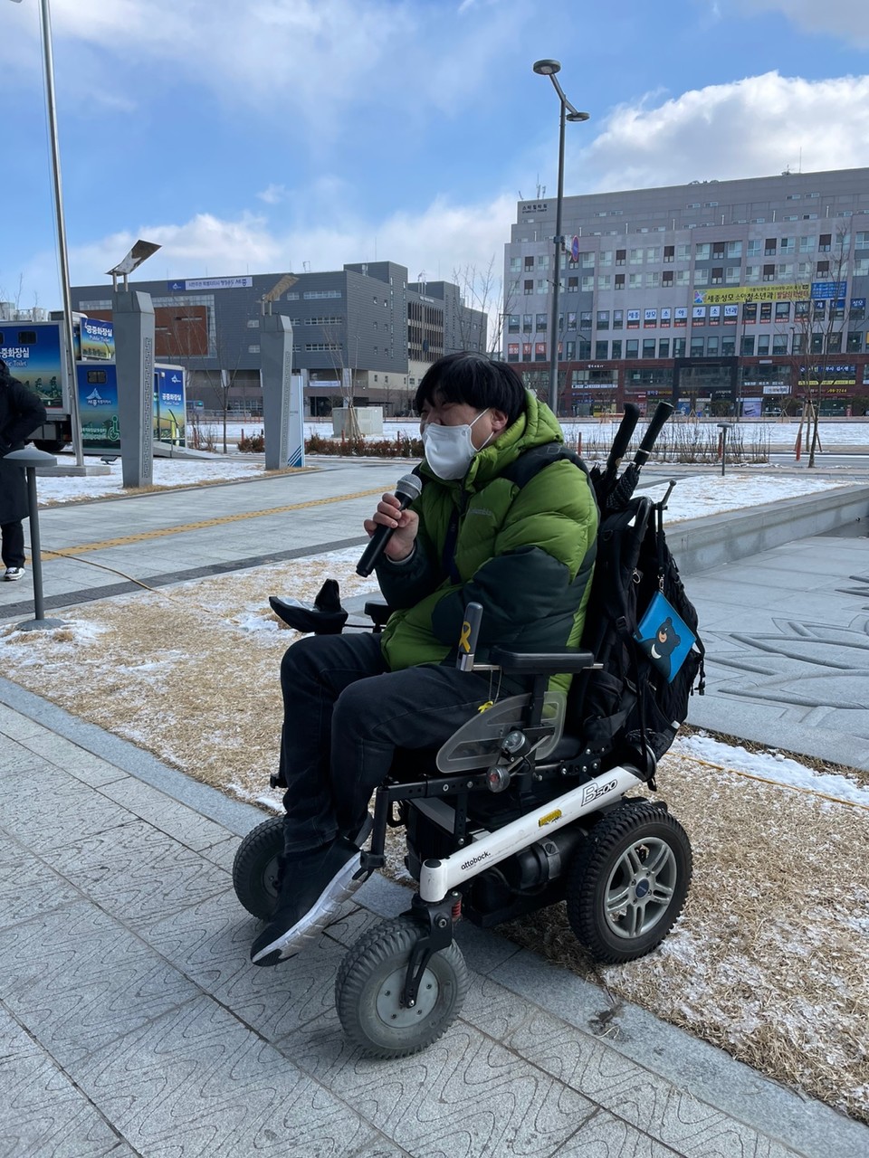 이창준 집행위원장이 집중결의대회에서 발언하고 있다. 사진 전국장애인차별철폐연대