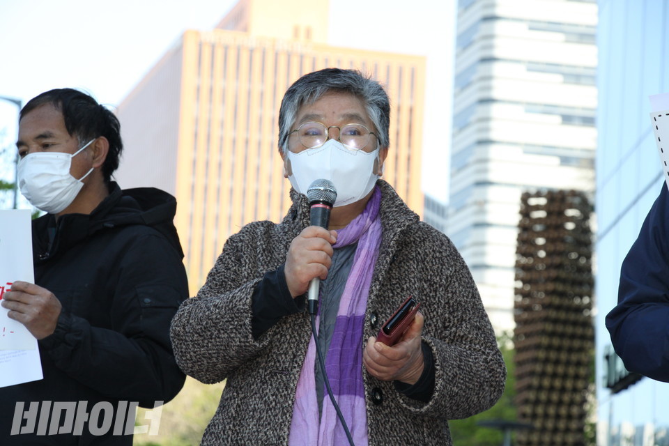 최현숙 서울시인권위원회 인권위원이 발언을 하고 있다. 사진 이가연