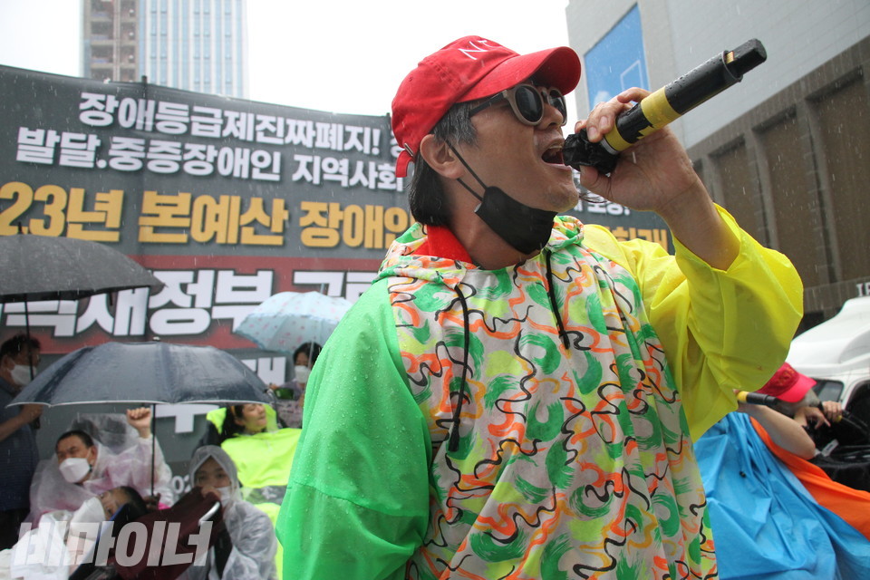 야마가타트윅스터가 노들테크노전사들과 함께 공연하고 있다. 사진 강혜민