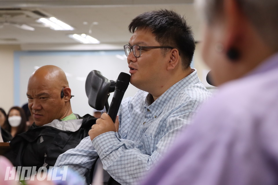 노금호 이사장이 대구 투쟁 상황을 이야기하고 있다. 사진 이슬하