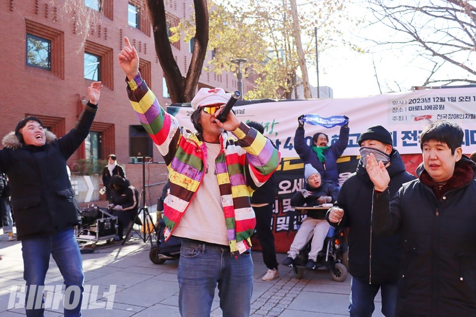 야마가타트윅스터가 공연 중이다. 사진 하민지