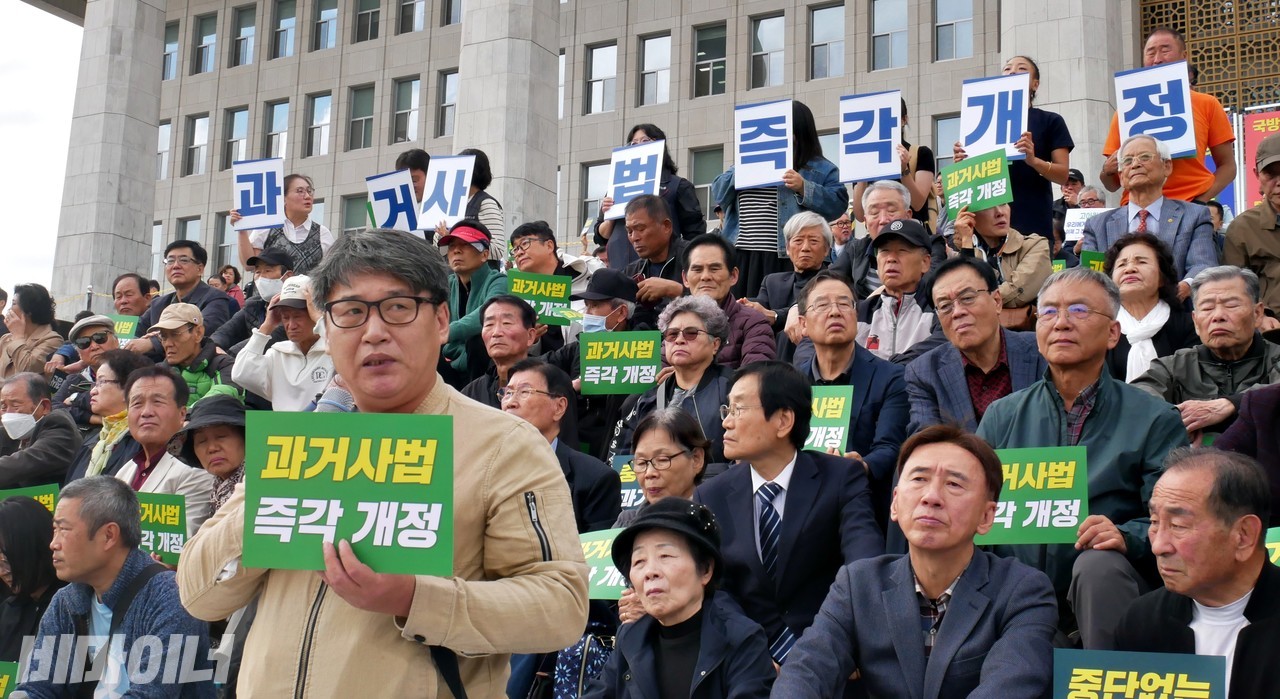 한종선 집단수용시설국가폭력피해생존인대책위 대표가 발언 중이다. 사진 하민지