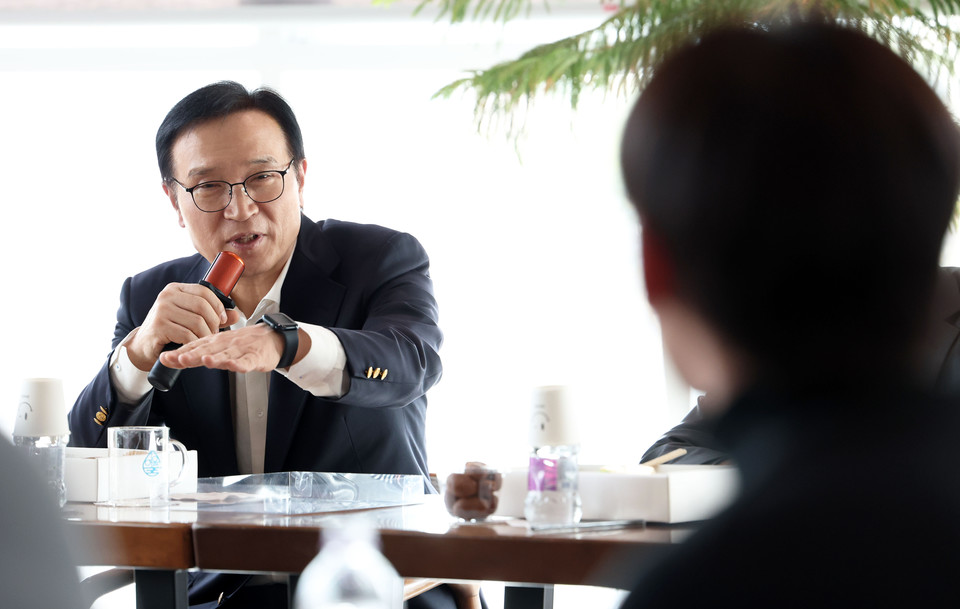 임태희 경기도교육감이 지난 11일 경기도교육청 북부청사에서 연 기자간담회에서 발언하고 있다. 출처 경기도교육청 홈페이지